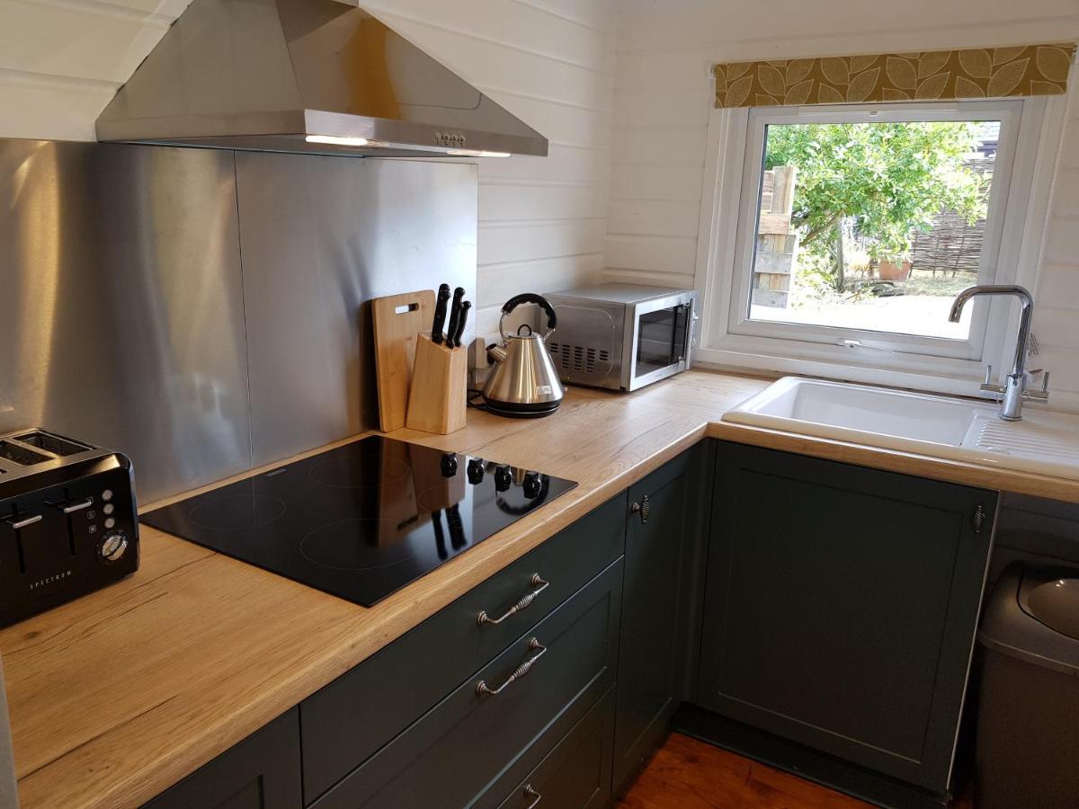 Apartment The Old Potting Shed With Hot Tub. Colan, Newquay. Newquay (Cornwall)